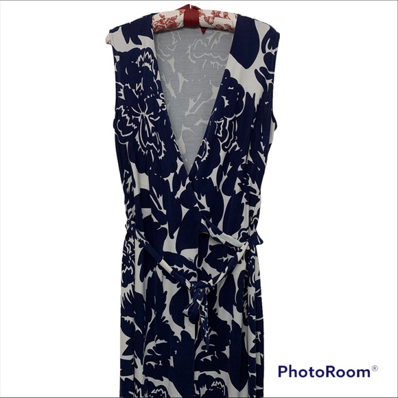 Diane Von Furstenberg Navy and White Floral Dress - Picture 1 of 8